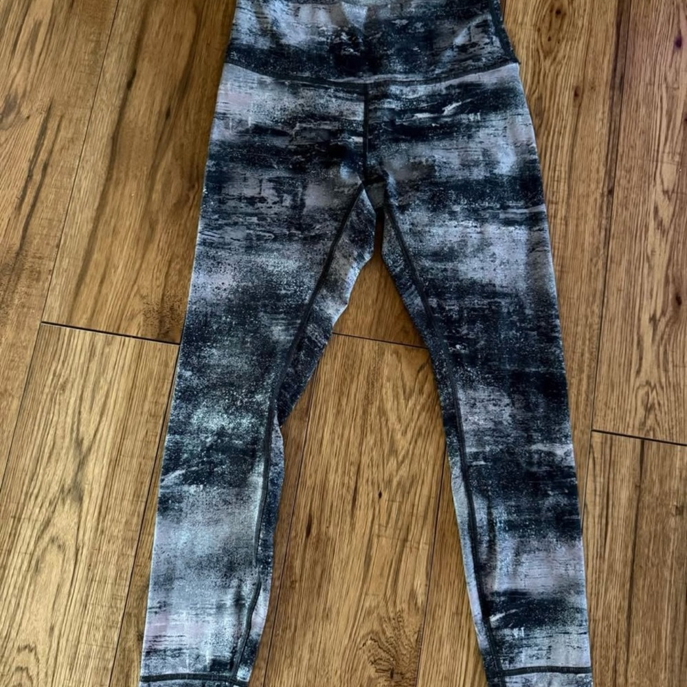 lululemon athletica Black and Gray and blue-ish Patterned Leggings